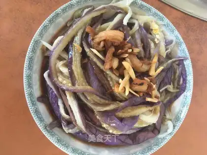 The cold hand tore the eggplant