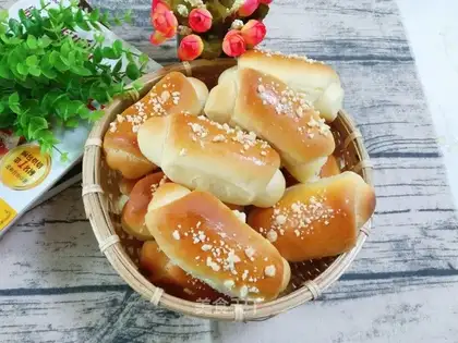 Milk rolls