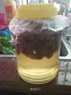 Sour olives