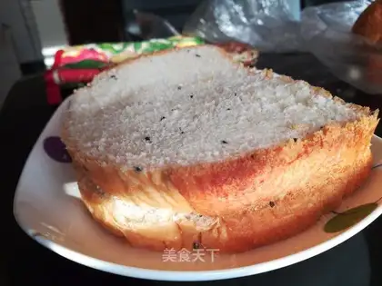 Super-sweet, black-sesame toast