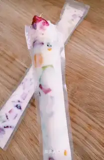 Fruit breaker ice