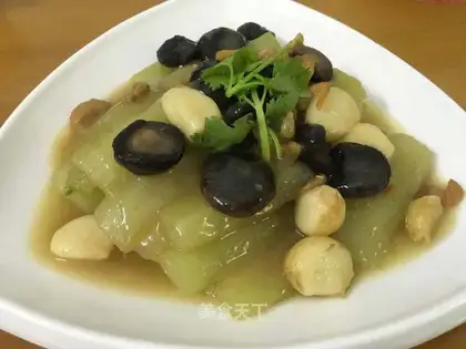 Mushroom cucumber