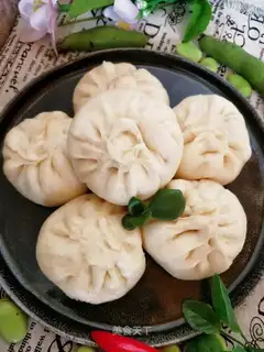 Spade buns