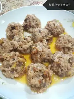 Pistol shrimp, pork balls