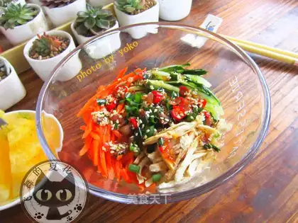 Pelican chicken noodles