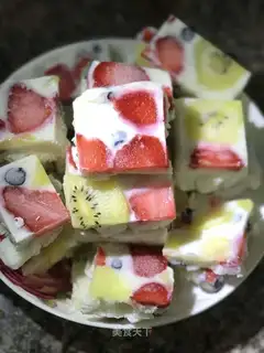 Fruit yogurt