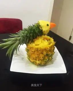 Pineapple creative