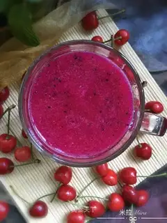 Flamingo melon juice