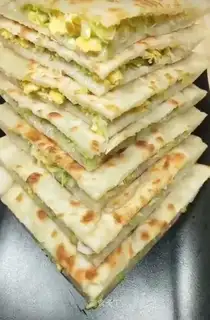 Cracker egg box