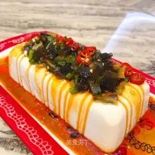 Frozen eggs and tofu