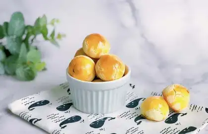 Toast ball