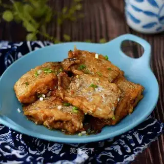 Red-fried fish