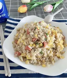 Corn-pumped ham-egg fried rice