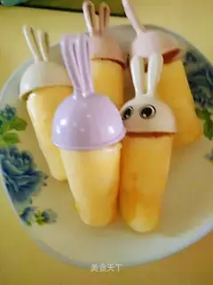 Pineapple popsicle