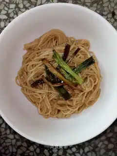 Onion noodles