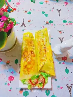 Sauce and vegetable eggcake