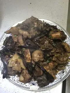 Chicken stew mushrooms