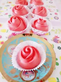 Pink roses