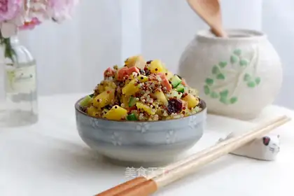 Pineapple quinoa fried rice