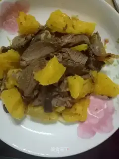Pineapple beef