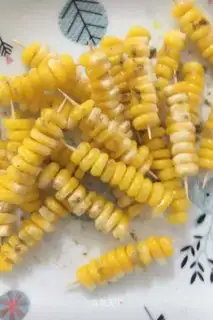 Ridiculous corn string