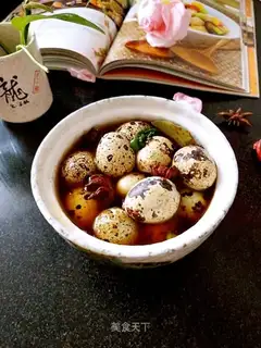 Five quail eggs