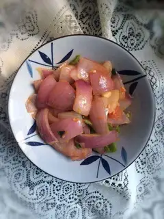 Tomato fried onions