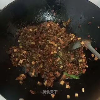 Mushroom beef sauce