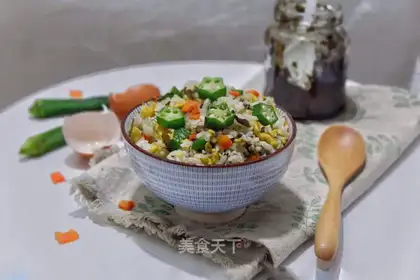Olive omelet fried rice