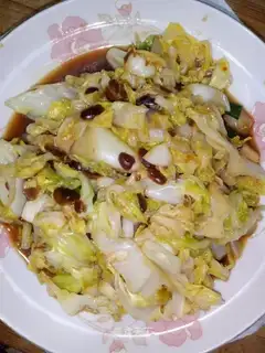 Soy sauce and cabbage
