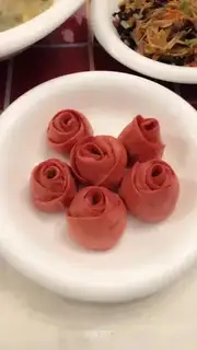 Rose buns