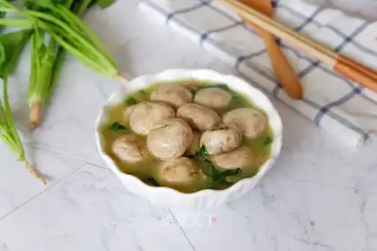 A spinach and a mushroom