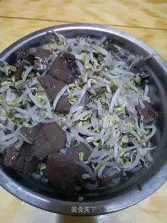 Pork sprouts