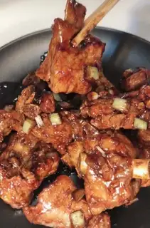 Red burn ribs