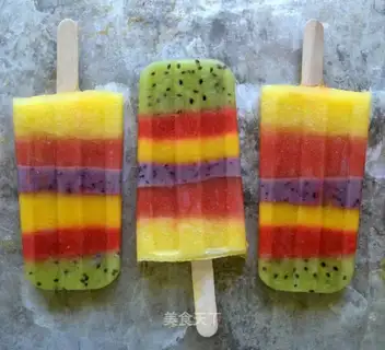 Fresh fruit popsicles