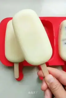 Cream ice cream