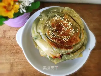 A dumpling onion cake