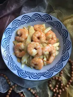 Shrimp is white