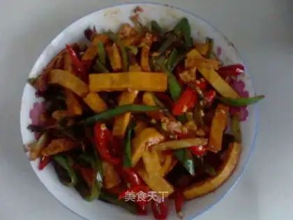 stir-fried dried green pepper