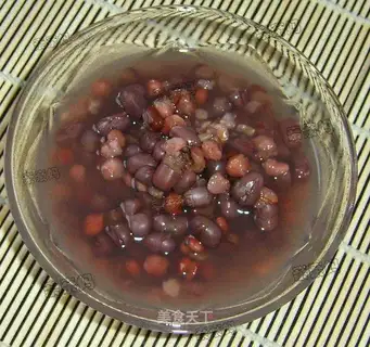 coix rice and red bean porridge