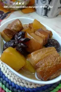 Braised pork with potato
