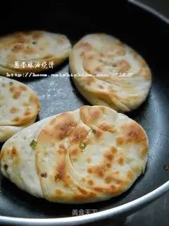 onion butter sesame cakes