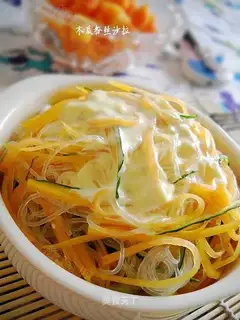 Papaya vermicelli salad
