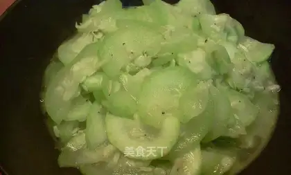 stir-fried gourd with shrimp skin
