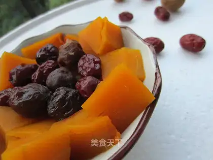 Steamed pumpkin with red dates and longan