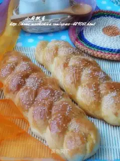 cream braid bread