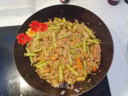 Braised rice with bean corner
