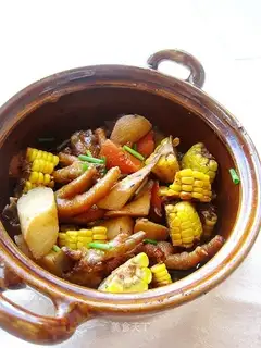 Red Roast Chicken Feet Pot