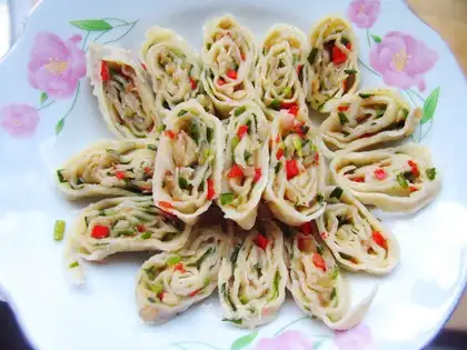 Eggplant and leek roll