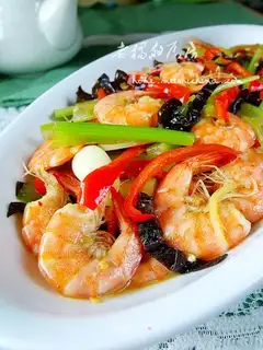 Fried shrimp tail with celery
